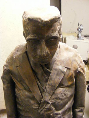 Standbeeld Cornelis van Riel torso